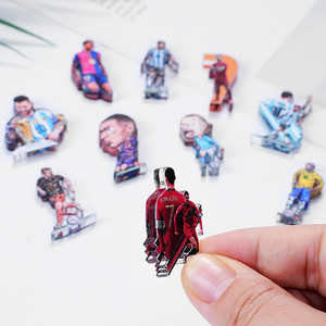 Bracelet en relief double face <span class=keywords><strong>de</strong></span> joueurs <span class=keywords><strong>de</strong></span> football (<span class=keywords><strong>Cristiano</strong></span> <span class=keywords><strong>Ronaldo</strong></span>, Mbappé, Neymar) – Accessoire <span class=keywords><strong>de</strong></span> fan pour collectionneurs - Product Image 2