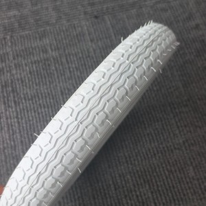 Pneus de trottinette de <span class=keywords><strong>12</strong></span> pouces de haute qualité, <span class=keywords><strong>12</strong></span> 1/2 x 2 1/4, avec <span class=keywords><strong>chambre</strong></span> à <span class=keywords><strong>air</strong></span> et pneu extérieur en caoutchouc pour trottinettes électriques - Product Image 1