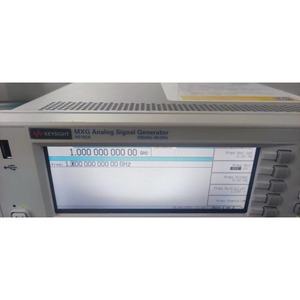 Generador de Señales Analógicas de Microondas Keysight N5183A MXG 40G usado - Product Image 2