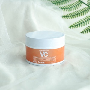 <span class=keywords><strong>Crème</strong></span> hydratante de marque privée, <span class=keywords><strong>crème</strong></span> pour le <span class=keywords><strong>visage</strong></span> à la vitamine C, <span class=keywords><strong>anti</strong></span>-sécheresse, vitamine b 3, réduit les rougeurs, <span class=keywords><strong>crème</strong></span> pour la beauté - Product Image 3