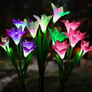 2024 Solar-Gärten-Pfosten-Lichter farbwechsel LED-Solarlichter im Freien mit 4 Calla-Lilien-Blüten für Hof-Park-Landschaftsdekoration