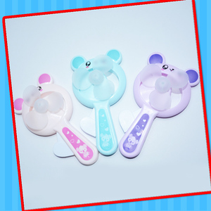Jouet de <span class=keywords><strong>mini</strong></span> ventilateur en plastique de vente chaude avec ventilateur de main d'animal drôle de bonbon pour des enfants - Product Image 5