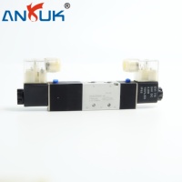 ANRUK 4M210-08 Électrovanne 5 Voies DC24V Filetage M5 5 Ports 3 Positions Protection IP65 pour Machine Textile