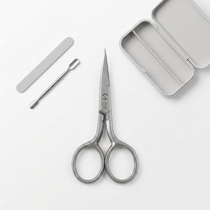 Ciseaux à ongles en acier inoxydable pour kit de soin des ongles et ensemble d'outils de toilettage professionnels - Product Image 1