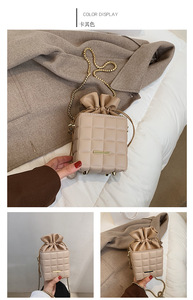 Sac à main en Crochet Art et frais nouveau sac rond en rotin sac fourre-tout à bandoulière de plage sacs de paille en gelée pour enfants faits à la main - Product Image 5