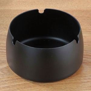 Cendrier en acier inoxydable personnalisé avec logo Vente en gros Cendrier coupe-vent et anti-chute pour salon, hôtel et restaurant - Product Image 3