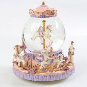 Carrousel de neige en résine, <span class=keywords><strong>romance</strong></span> de noël, globe8 - Product Image 5