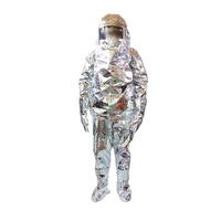 Combinaison de lutte contre l'incendie approuvée Solas avec certification CCS, matériau en acrylique et feuille d'aluminium, résistante à la chaleur jusqu'à 10 kW/m²