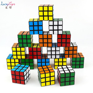 Mini Cubo Mágico de 3 cm, Suave, 3x3, para Principiantes, Juguete para la Inteligencia de los Niños y Alivio del Estrés - Product Image 3