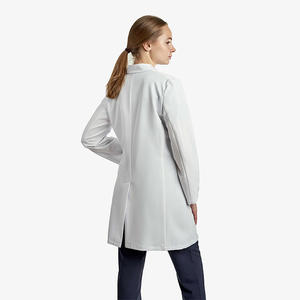 Bata de laboratorio médico ajustada con logotipo personalizado para mujer uniforme de médicos alto personalizado Spandex de moda para uso hospitalario - Product Image 2