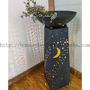 <span class=keywords><strong>Maceta</strong></span> Metálica para Jardín <span class=keywords><strong>con</strong></span> <span class=keywords><strong>Luz</strong></span> <span class=keywords><strong>LED</strong></span>, Diseño 3D de Luna y Estrella Calada, Columna para Plantas <span class=keywords><strong>con</strong></span> Concha para Interiores y Exteriores - Product Image 5