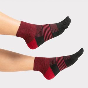 <span class=keywords><strong>Calcetines</strong></span> <span class=keywords><strong>separadores</strong></span> <span class=keywords><strong>de</strong></span> <span class=keywords><strong>dedos</strong></span> divididos individuales <span class=keywords><strong>de</strong></span> cinco <span class=keywords><strong>dedos</strong></span> personalizados para correr mujeres y hombres - Product Image 4