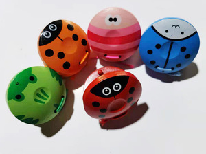 Castagnettes en bois colorées en gros avec motifs animaux pour enfants, jouet musical rythmique - Product Image 3