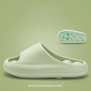 Pantoufles imperméables pour femmes, nouveau style, chaussures de massage d'intérieur, antidérapantes, en EVA, anti-odeur - Product Image 4