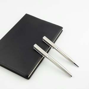 Stylo à bille élégant en acier inoxydable, stylo à bille en métal personnalisé de qualité supérieure, cadeaux pour femmes d'affaires et hommes matures - Product Image 3