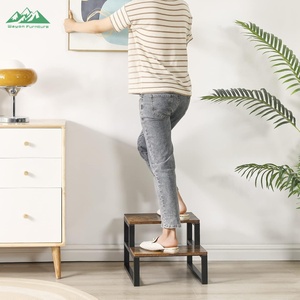 Tabouret moderne Wayon à deux niveaux en bois brun avec structure en métal noir pour salon, chambre et cuisine - Product Image 6