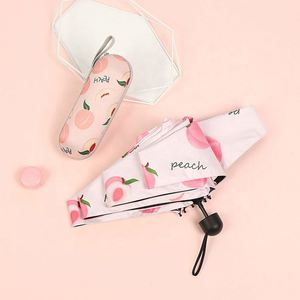 Lindo Paraguas Plegable de Cinco Secciones con Protección Anti-UV para Regalos Empresariales - Product Image 3