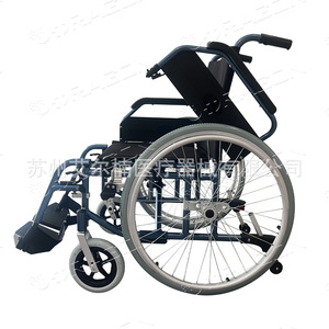 Fauteuil roulant manuel en alliage d'aluminium pliable léger et portable pour les personnes âgées, idéal pour les voyages - Product Image 1
