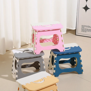 Tabouret de salle de bain pliable léger et peu encombrant pour enfants, tabouret portable moderne en plastique pour appartement, hôtel et usage extérieur - Product Image 6