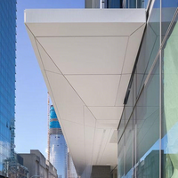 Panneau de façade en alliage d'aluminium sur mesure, revêtement solide, enduit PVDF, classe ignifuge, anti-corrosion pour mur-rideau extérieur