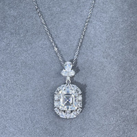 Collier cube vintage pour femme en argent S925 plaqué rhodium avec micro-incrustation de moissanite taille Asscher carrée de 5 carats NOVA