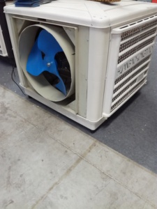 Ventilateur Climatiseur Industriel, Climatiseur de Fenêtre, Refroidisseur d'Air Évaporatif Mural avec Fabrication de Glace - Product Image 3