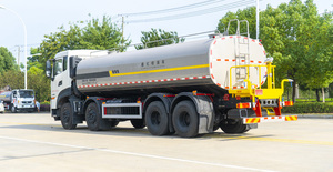 Camion pulvérisateur d'eau diesel Dongfeng 8X4 de grande capacité, 25000 L, pompe à eau personnalisée, haute efficacité, grand débit - Product Image 3