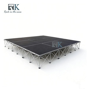 Scène pliante avec jupes de scène, plateforme portable, installation rapide - Product Image 1