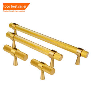 Toco — poignée de meuble en laiton au design antique, disponible en or brossé, idéale pour placard ou tiroir - Product Image 6