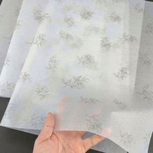 Papel de Regalo Rosa de Doble Cara con Logotipo Impreso Personalizado, Biodegradable, Recubierto de PE, para Ropa y Zapatos - Product Image 1