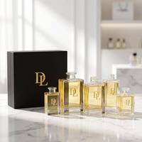 Bouteille diffuseur à roseaux en verre transparente carrée plate 100ml 50ml 150ml rechargeable avec bouchon à vis personnalisable par gravure 100 pièces