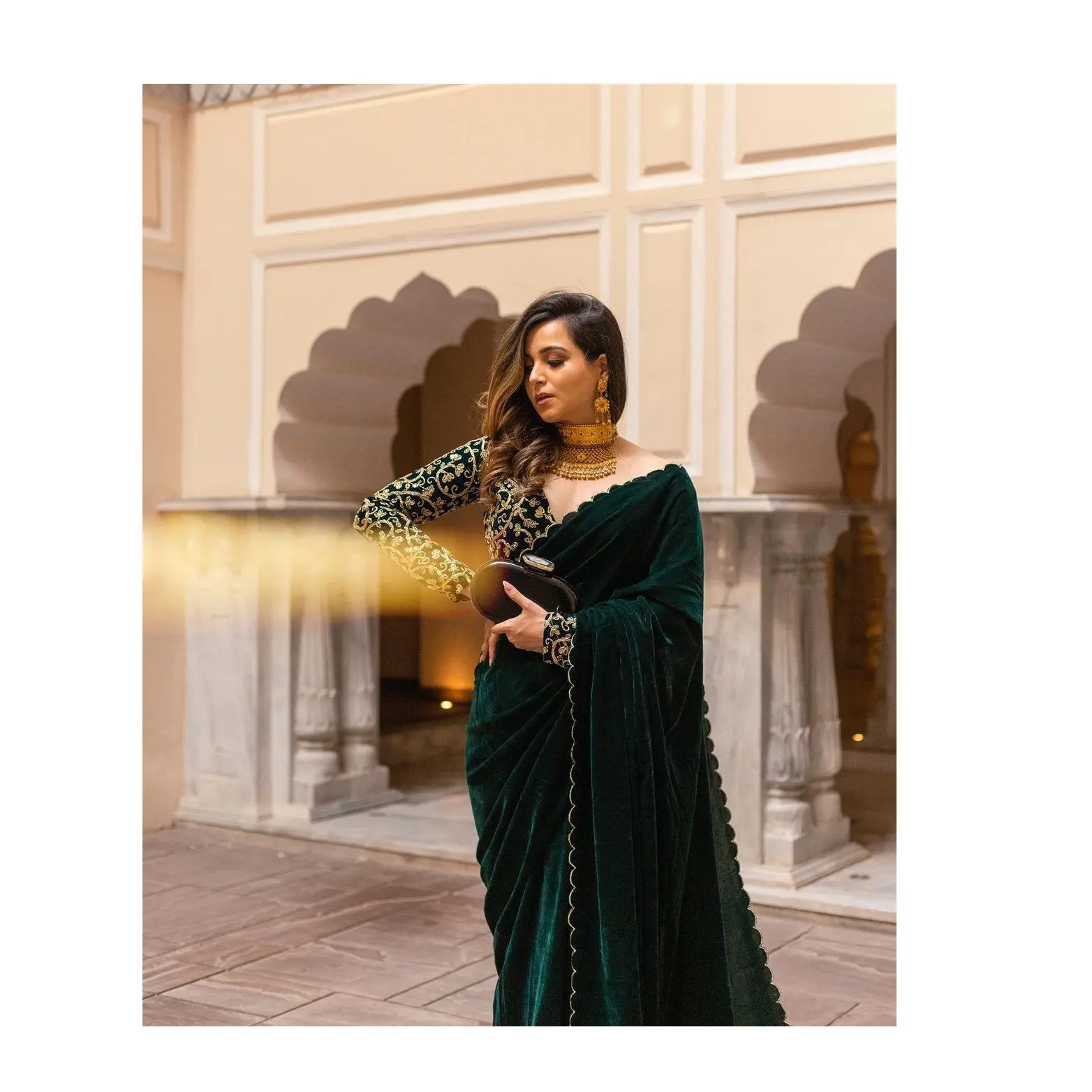Элегантные модные сари новейшего дизайна из жоржеттной ткани с вышивкой, удобные высококачественные индийские сари