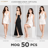 Robe courte blanche à fleurs pour femme, col en V, bretelles spaghetti, froncée, style romantique d'été, fabrication OEM personnalisée