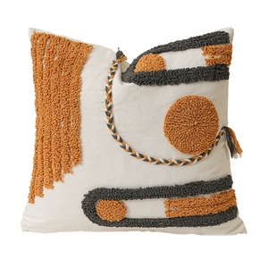 Federa Decorativa Boho Arancione con Motivo a Anelli, per Soggiorno e Camera da Letto, 18x18 Pollici - Product Image 3