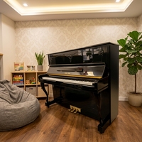 Refurbished Young Chang U121 Black Upright Piano Youngchang Factory Well Maintained Second Hand Musical Instrument