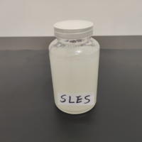 SLES 70% Qualité garantie. CAS 68585-34-2 Matière première pour détergent, lauryl éther sulfate de sodium