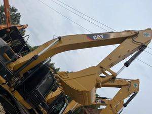 Importada de Japón, esta excavadora Caterpillar 323DL usada de 23 toneladas es un producto de exportación superventas disponible a precio de mayorista. - Product Image 3