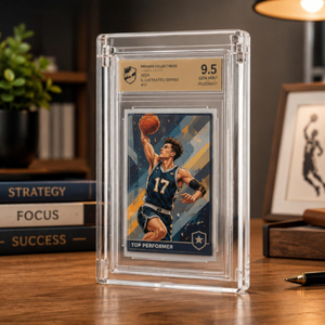 Étui pour cartes gradées en acrylique haute clarté avec fermeture magnétique et protection UV, robuste, pour cartes slab, destiné aux collectionneurs exigeants - Product Image 2