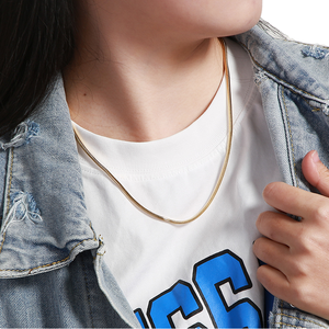 Collier ras du <span class=keywords><strong>cou</strong></span> en acier inoxydable pour femmes Simple Designer Dainty <span class=keywords><strong>Sublimation</strong></span> Collier Chaînes <span class=keywords><strong>de</strong></span> serpent remplies d'or Accessoires <span class=keywords><strong>de</strong></span> mode - Product Image 1