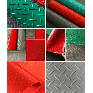 Machine d'extrusion de rouleaux de <span class=keywords><strong>tapis</strong></span> de sol en <span class=keywords><strong>PVC</strong></span> Ligne de production de <span class=keywords><strong>tapis</strong></span> de sol en <span class=keywords><strong>PVC</strong></span> - Product Image 6