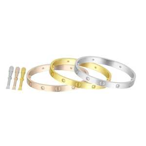 Bracelet de luxe en acier inoxydable doré, style vis, pour hommes et femmes, avec tournevis, logo de marque - Product Image 5