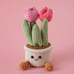 Adorno para el Hogar, Tulipanes Tejidos a Mano en Maceta, Flores - Product Image 1