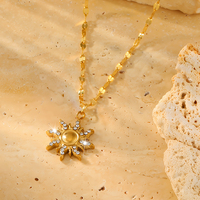 Collier en acier inoxydable plaqué or avec pendentif soleil délicat et zircon tournesol, vente en gros