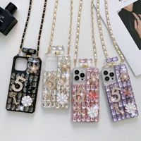 Coque de téléphone de luxe avec diamants et cordon, étui en cristal pour iPhone 17 16 15 14 13 12 11 Pro Max Samsung S25 S24 S23