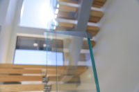 Fixations de garde-corps en verre sans cadre en acier inoxydable 304/316 réglables pour montage au sol, pour escalier extérieur moderne, protection UV