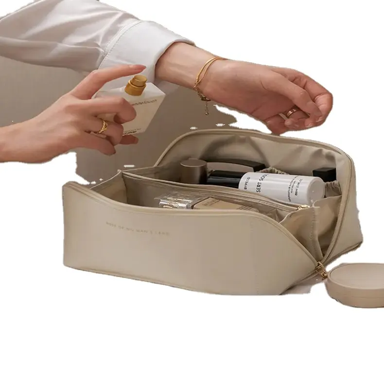 Large Capacity Travel Cosmetic Bag Multifunctional Storage Makeup Bag PU Leather Makeup Bag for Women