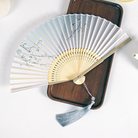 Éventail pliant en bambou de style chinois, doublure en soie imprimée, éventail portable à motif de lotus, décoration traditionnelle