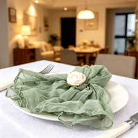 Serviette en tissu réutilisable en seersucker vert sauge pour la décoration de table de dîner, mariages, baby showers, fêtes et utilisation en avion