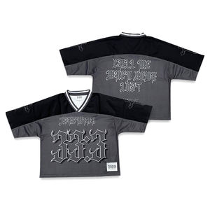 Maillot de football en maille personnalisé col en V impression carrée respirant sublimation surdimensionné t-shirts américains courts - Product Image 2