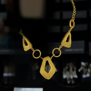 Collier Pendentif Tendance en Acier Inoxydable 316L Plaqué Or PVD – Bijou Durable et Résistant - Product Image 3